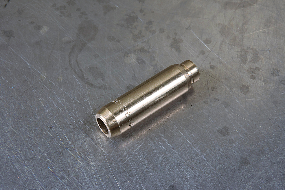 Valve guide - cylinder head porting