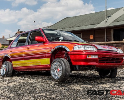 Low rider Honda Civic on hydraulics front 3/4