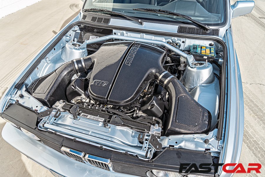 S85 V10 engine