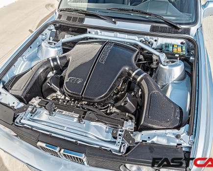 S85 V10 engine