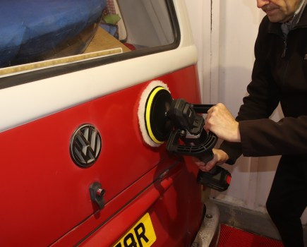 Using the Sealey polisher on a VW camper