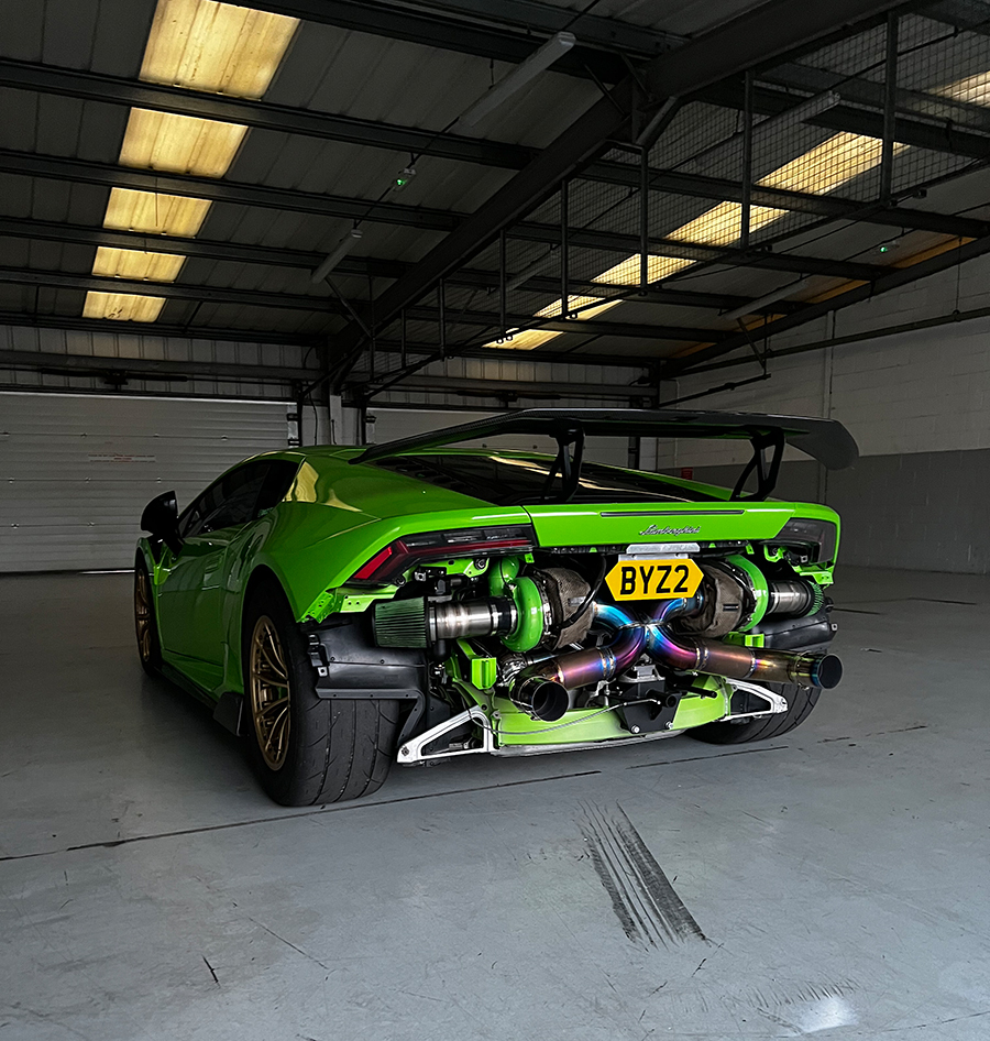 twin turbos on Huracan