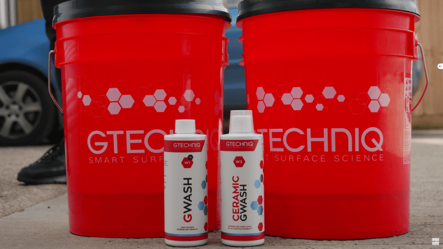 side-by-side bottles of Gtechniq GWash and Ceramic GWash